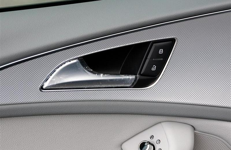 2012款 TFSI 舒適型