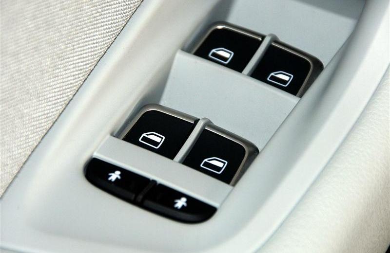 2012款 30 FSI 技術型