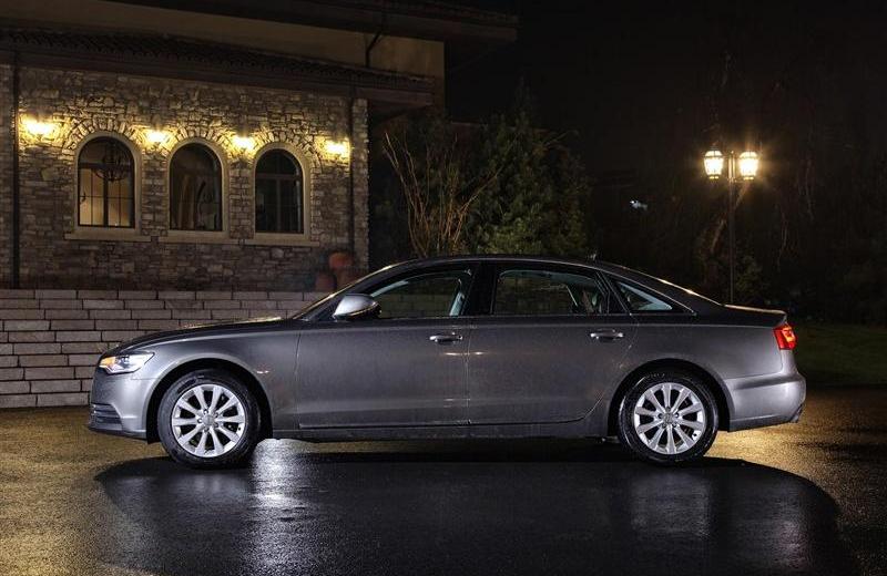 2012款 30 FSI 豪華型