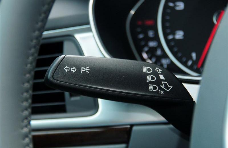 2012款 35 FSI 舒適型