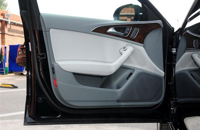 2012款 35 FSI 舒適型