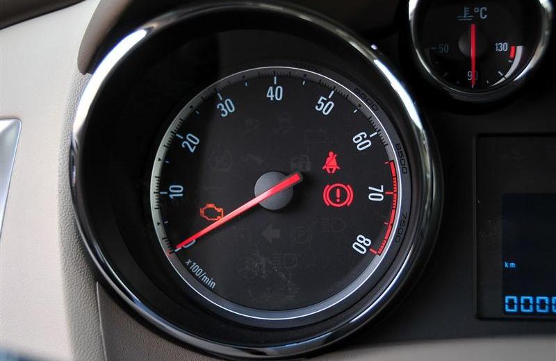 2012款 GT 1.6L 手動(dòng)舒適版