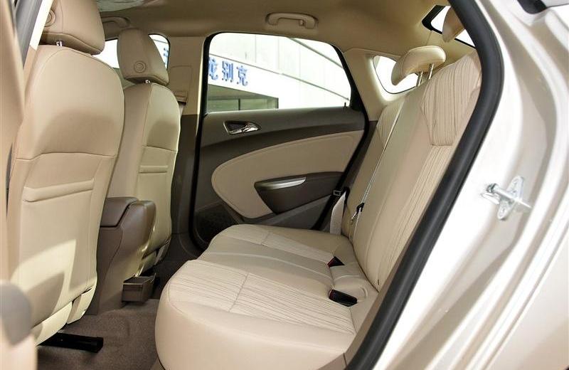 2012款 GT 1.6L 手動舒適版