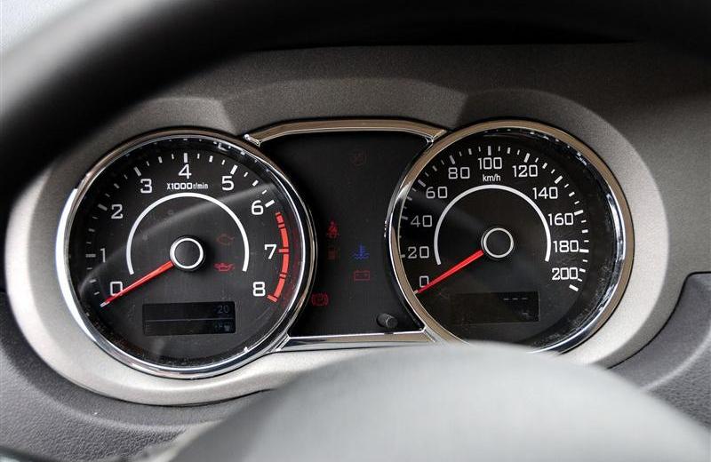 2012款 1.5 手動智能起停版