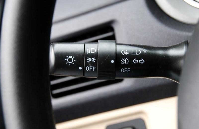 2012款 1.5 手動智能起停版