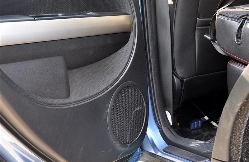 2012款 1.5L 兩驅(qū)豪華型