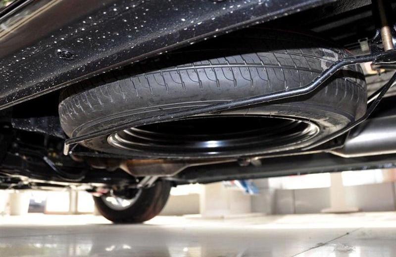 2012款 1.5T 手動(dòng)雅尚型