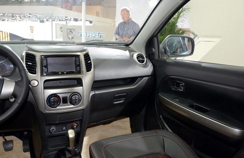 2012款 1.5L 兩驅精英型