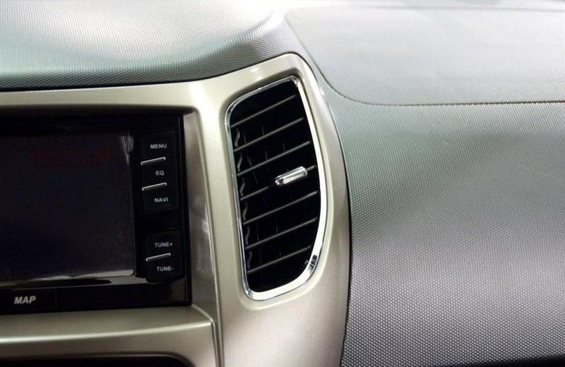 2012款 1.5L 兩驅精英型