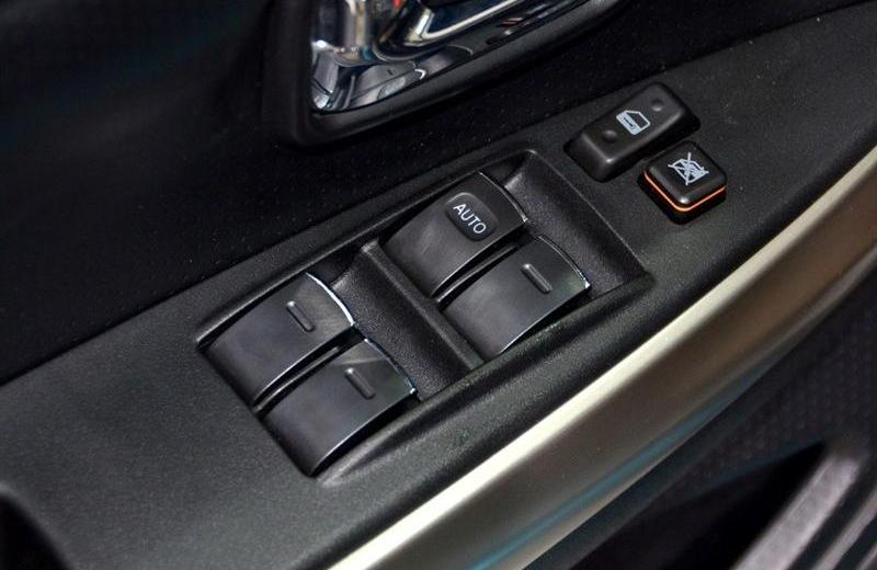 2012款 1.5L 兩驅(qū)精英型