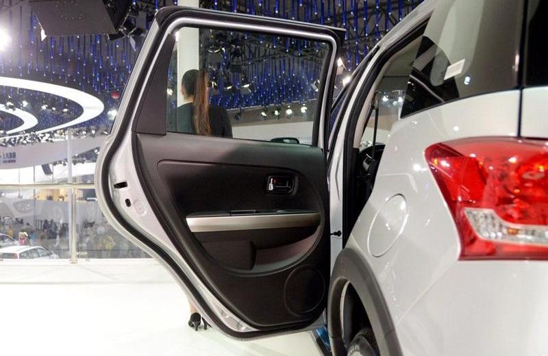 2012款 1.5L 兩驅(qū)精英型