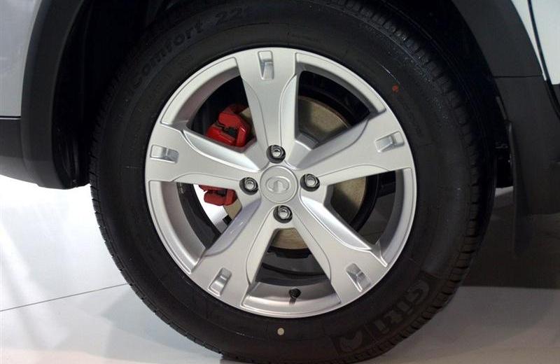 2012款 1.5L 兩驅精英型