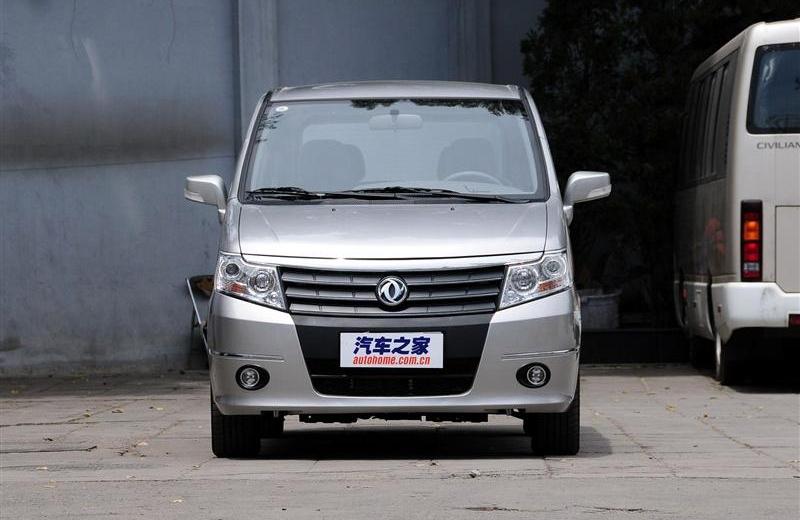 2012款 2.0 自動豪華型 7座