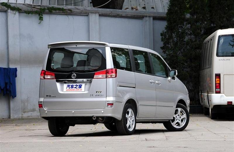 2012款 2.0 自動(dòng)豪華型 7座