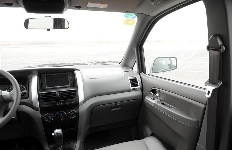 2012款 2.0 自動旗艦型 7座