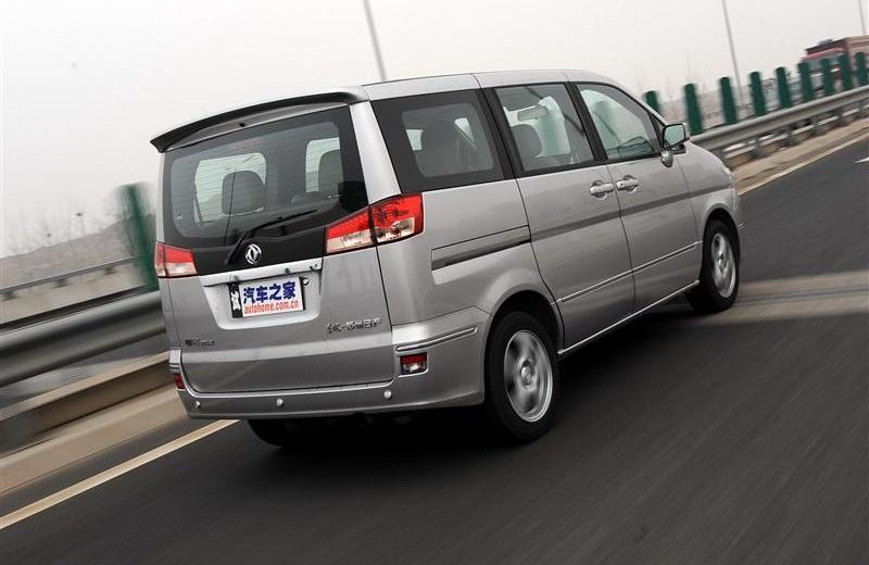 2012款 2.0 自動旗艦型 7座