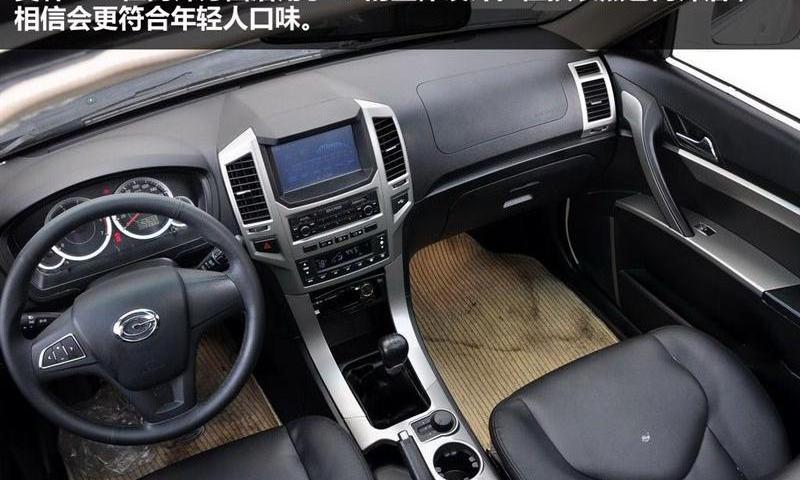 2012款 2.4 汽油手動四驅天窗版