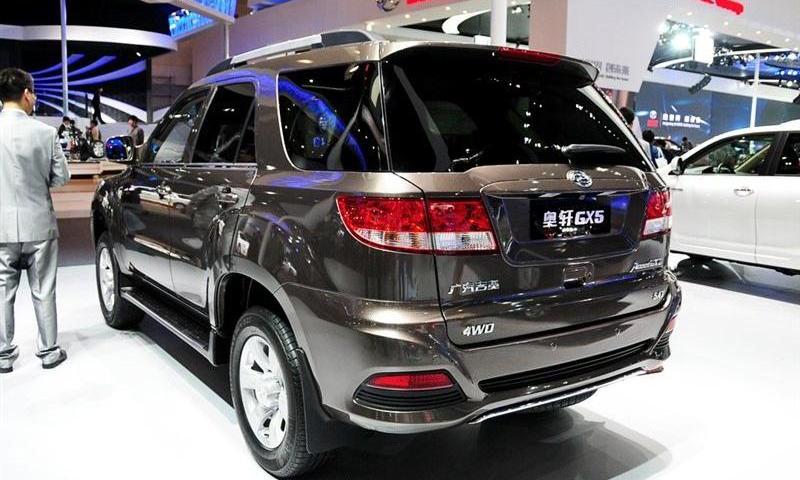 2012款 2.4 汽油自動(dòng)四驅(qū)天窗版