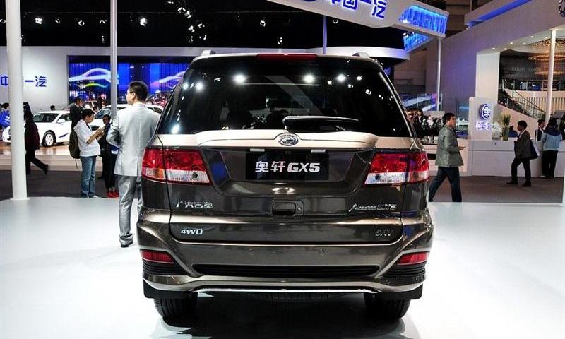 2012款 2.4 汽油自動(dòng)四驅(qū)天窗版