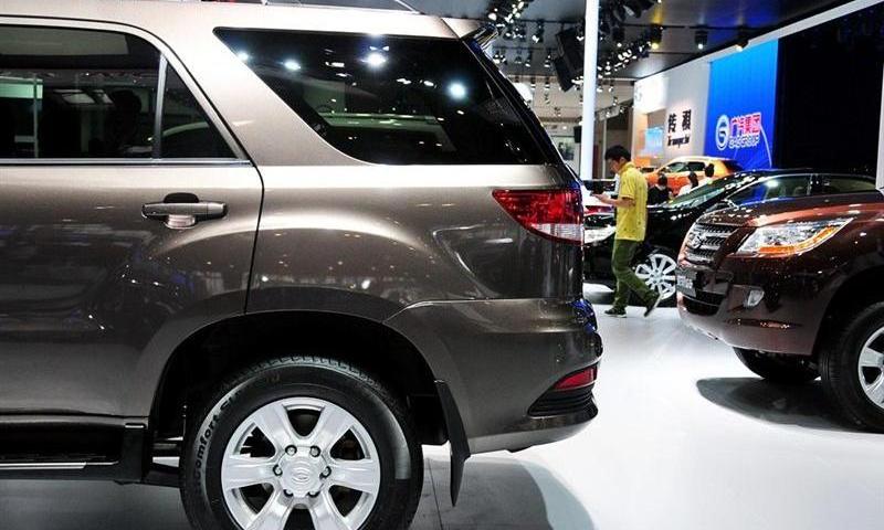 2012款 2.4 汽油自動四驅天窗版