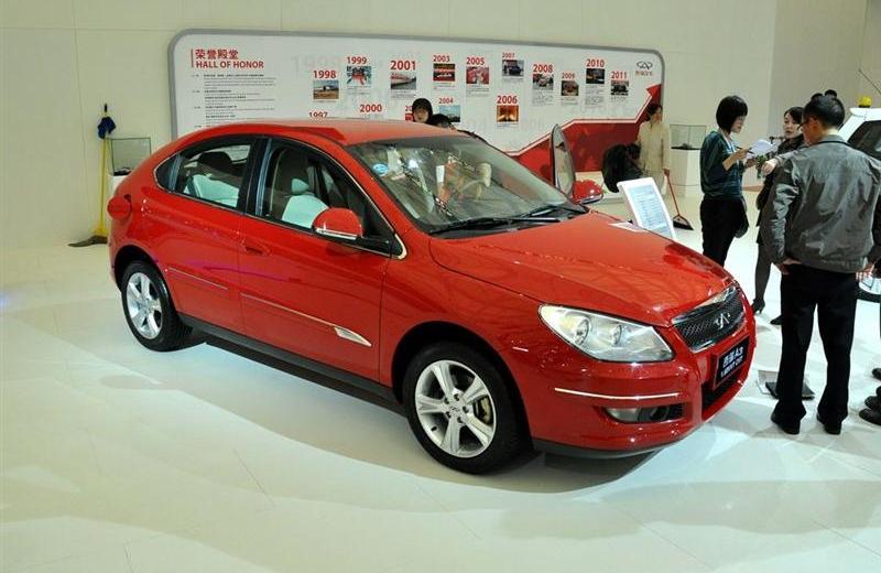 2012款 三廂 1.6CVT 尊貴型