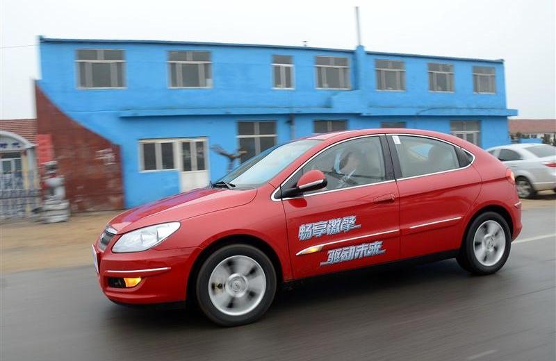 2012款 兩廂 1.6CVT 進(jìn)取型