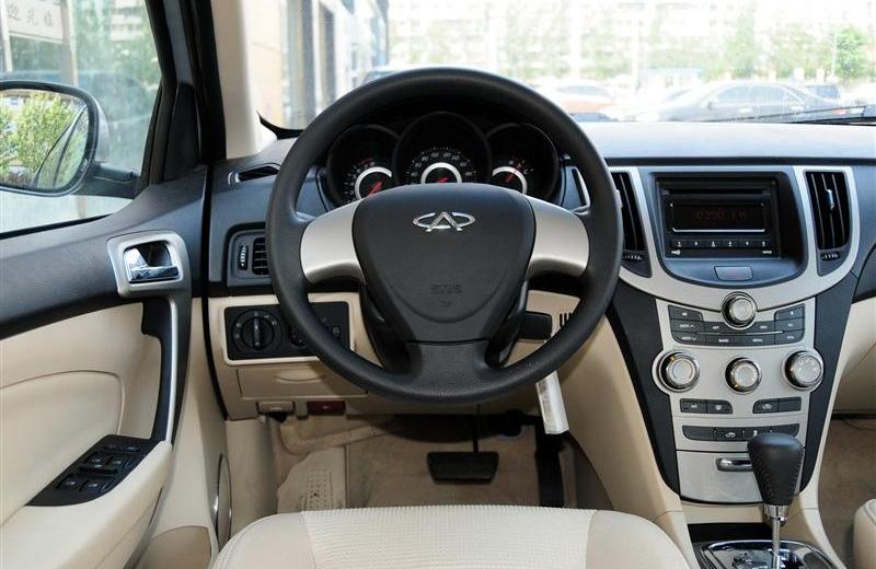 2012款 三廂 1.6CVT 進(jìn)取型