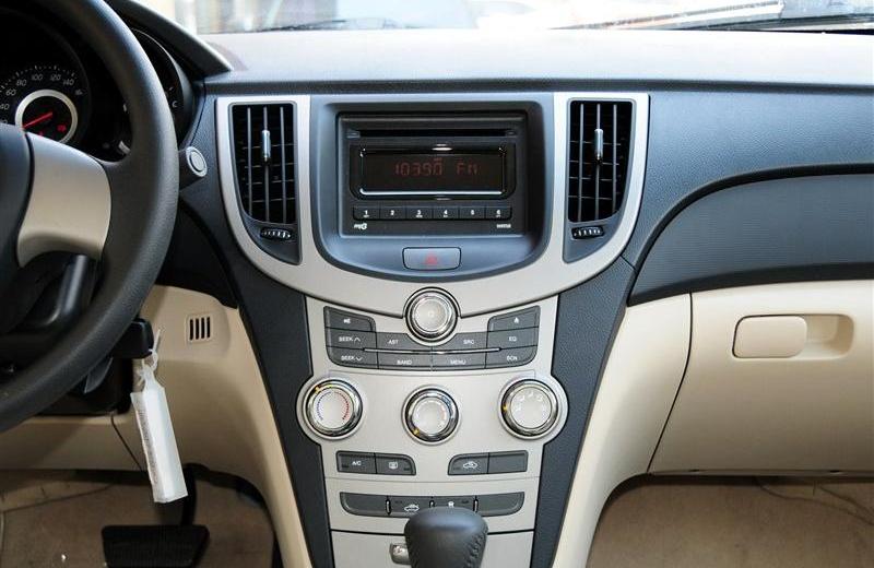 2012款 三廂 1.6CVT 進取型