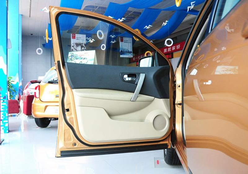 2012款 2.0XV 龍 CVT 4WD