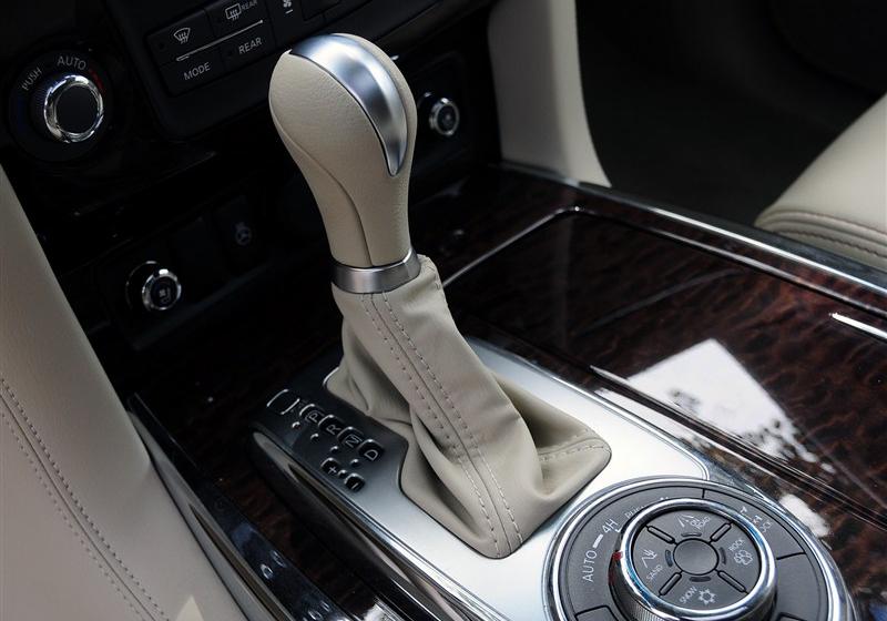 途樂  2012款 5.6 V8旗艦版