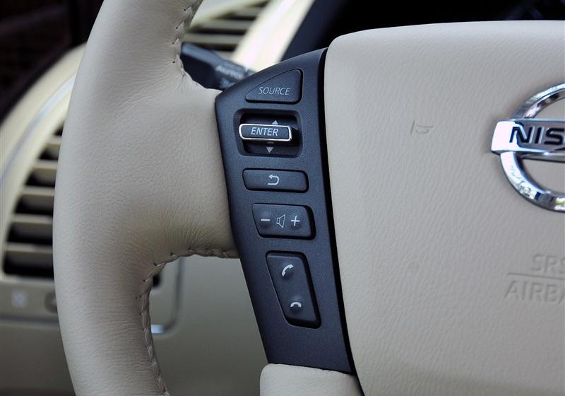 2012款 5.6 V8旗艦版