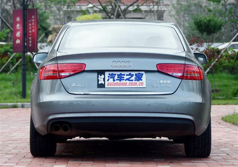 2013款 30 TFSI 自動舒適型