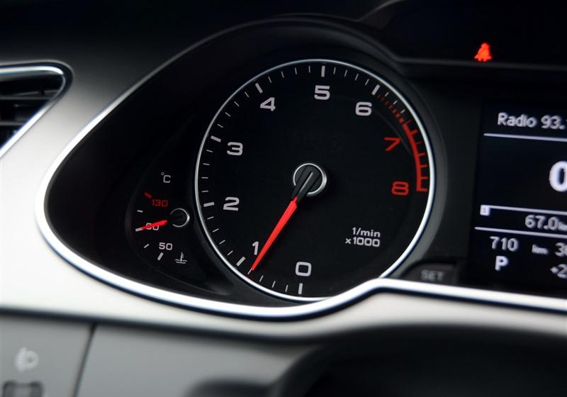 2013款 30 TFSI 自動舒適型