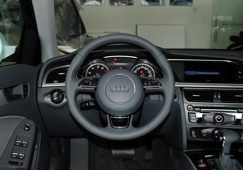 2013款 35 TFSI 自動標準型