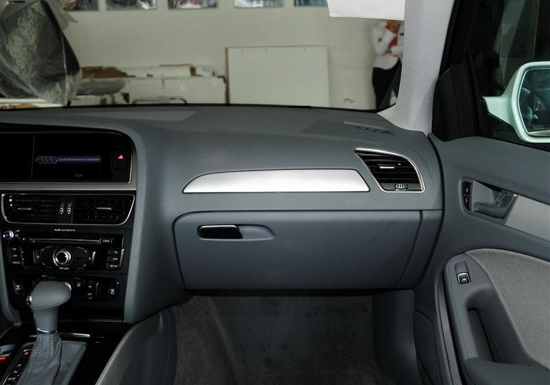 2013款 35 TFSI 自動(dòng)標(biāo)準(zhǔn)型