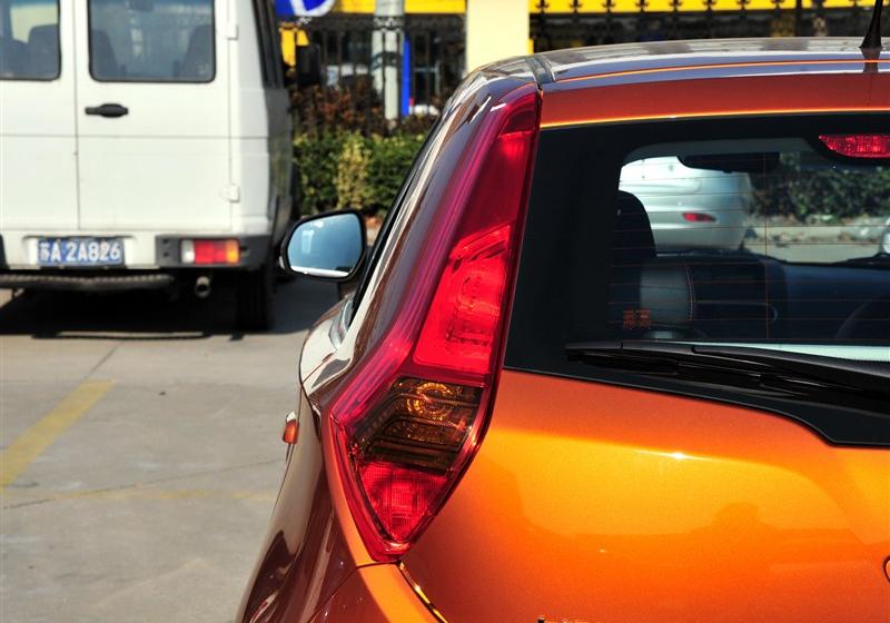 2014款 1.5L 自動豪華版