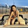 BMW與比基尼美女