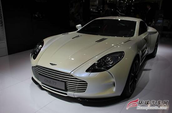 全球首次深度試駕阿斯頓·馬丁One-77