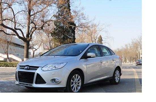 多一份保障 體驗(yàn)福特BLIS盲點(diǎn)監(jiān)測系統(tǒng)