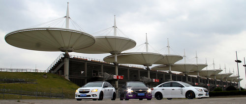 10萬變街頭霸王 雪佛蘭-科魯茲改裝實拍