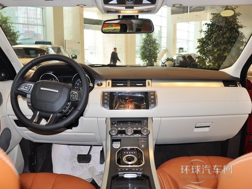 路虎  極光 2.0T AT 中控臺(tái)整體