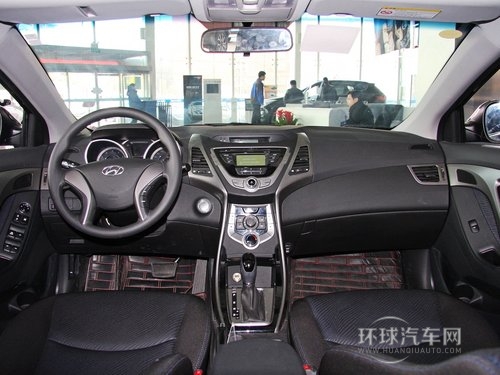 北京現代 朗動 1.6L AT 中控臺整體