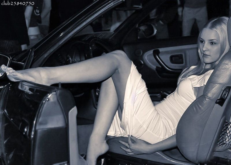 俄羅斯少婦的戀車情結