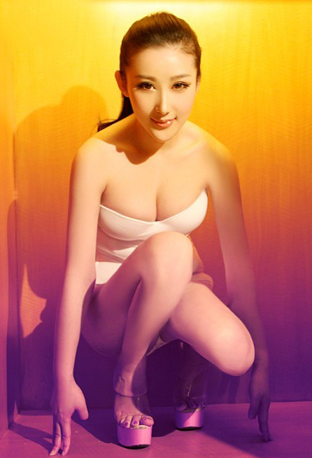 絕色尤物安若菲美胸電臀窒息誘惑