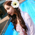 婀娜胸線粉面桃腮的“花”姑娘