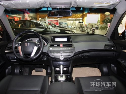 廣汽本田 2.4L 自動(dòng) 中控臺(tái)整體