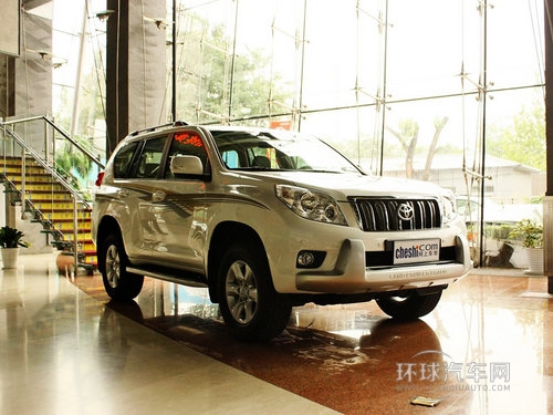 一汽豐田 普拉多 4.0 AT 車輛右側(cè)45度角