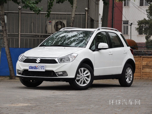 長安鈴木  酷銳版 1.6L 手動 車輛左前45度視角