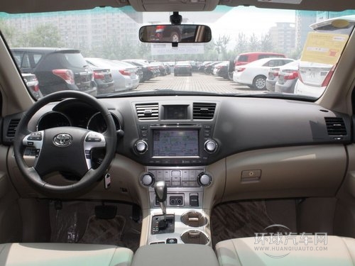 廣汽豐田  漢蘭達 3.5 AT 中控臺整體