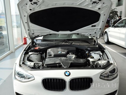 寶馬(進口) 125i 2.0T 發動機局部特寫